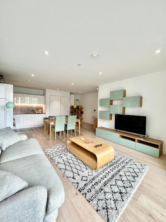 Apartment Luxury 2 Bedroom 2 Bathroom - City Airport