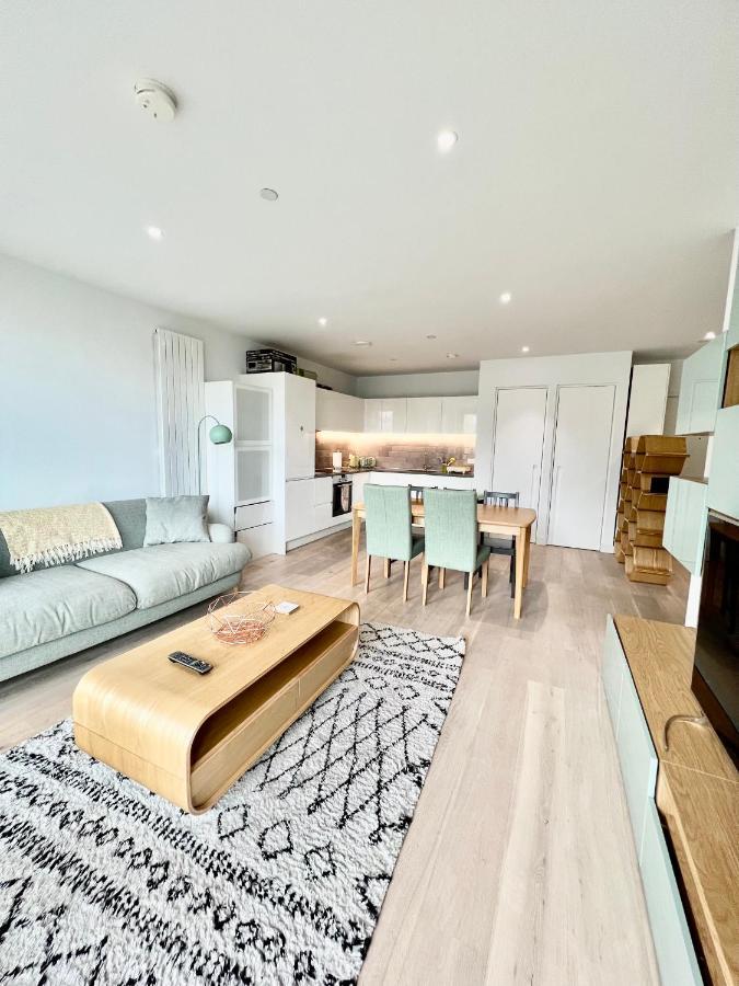 Apartment Luxury 2 Bedroom 2 Bathroom - City Airport